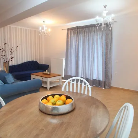 Pirofani Apartamento Apolpaina